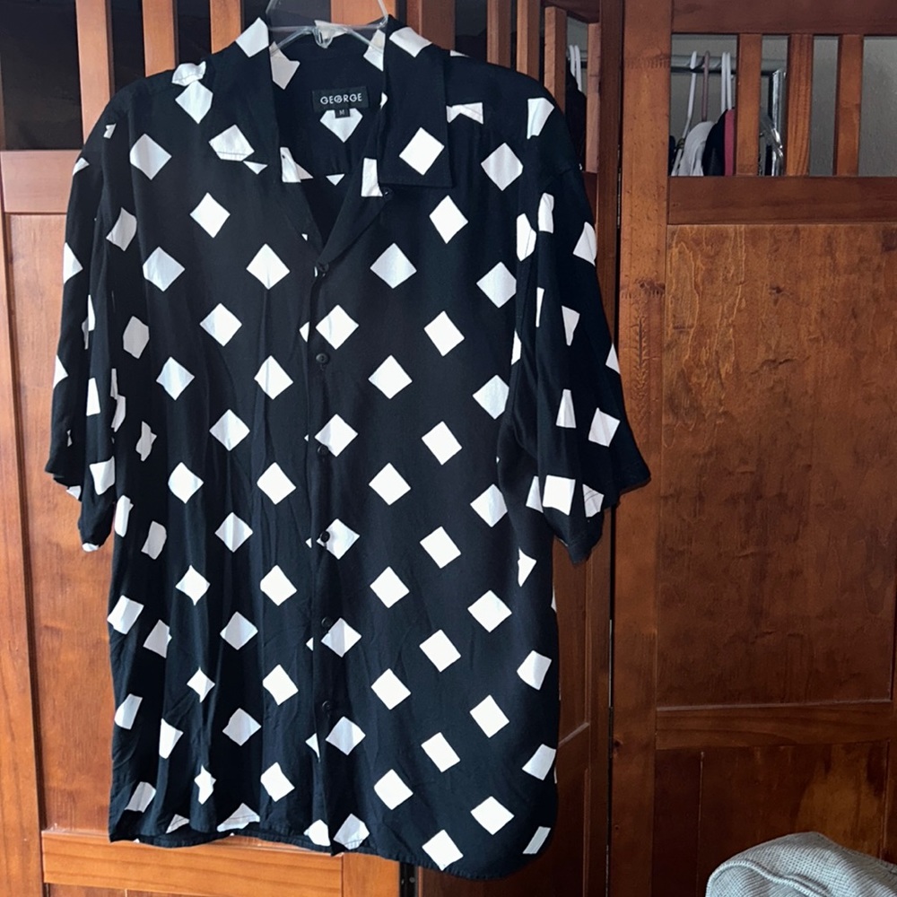 Men’s Lightweight Contrast Diamond Print Short Sleeve Shirt
